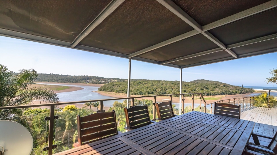 4 Bedroom Property for Sale in Bonza Bay Eastern Cape